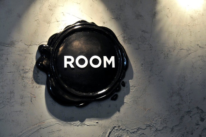 Room-club KDA