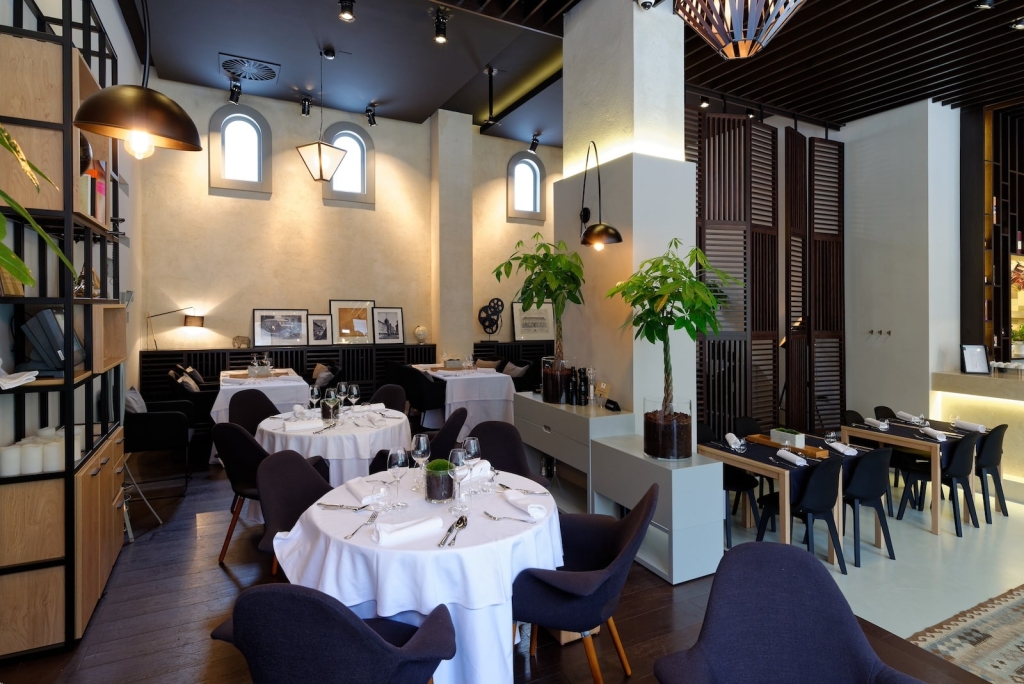 Restaurant-Slon-1552_KDA