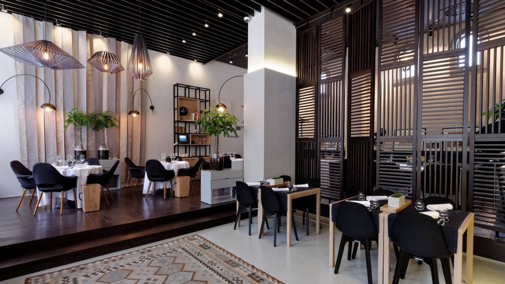 Restaurant-Slon-1552_KDA