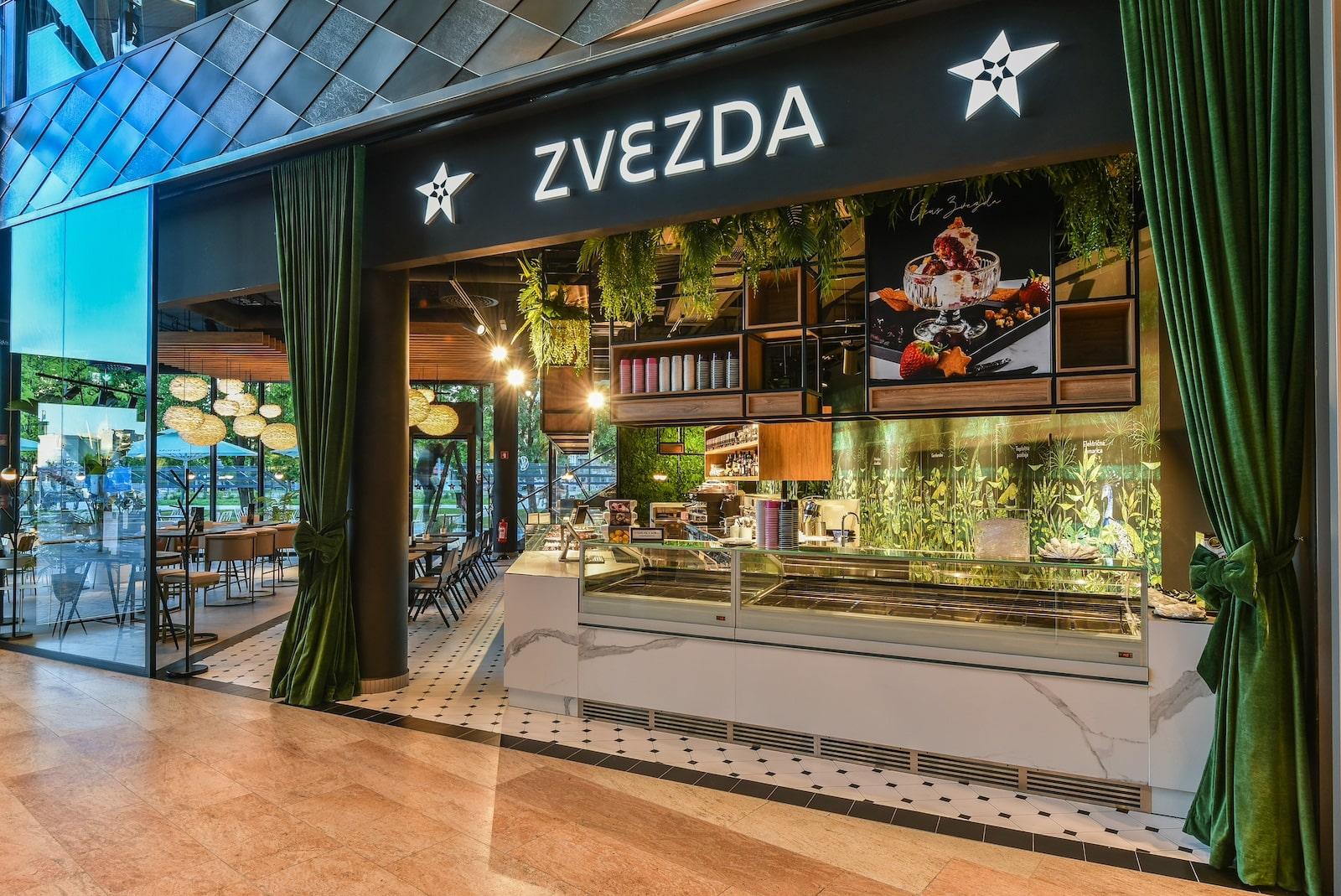 KDA kavarna zvezda aleja